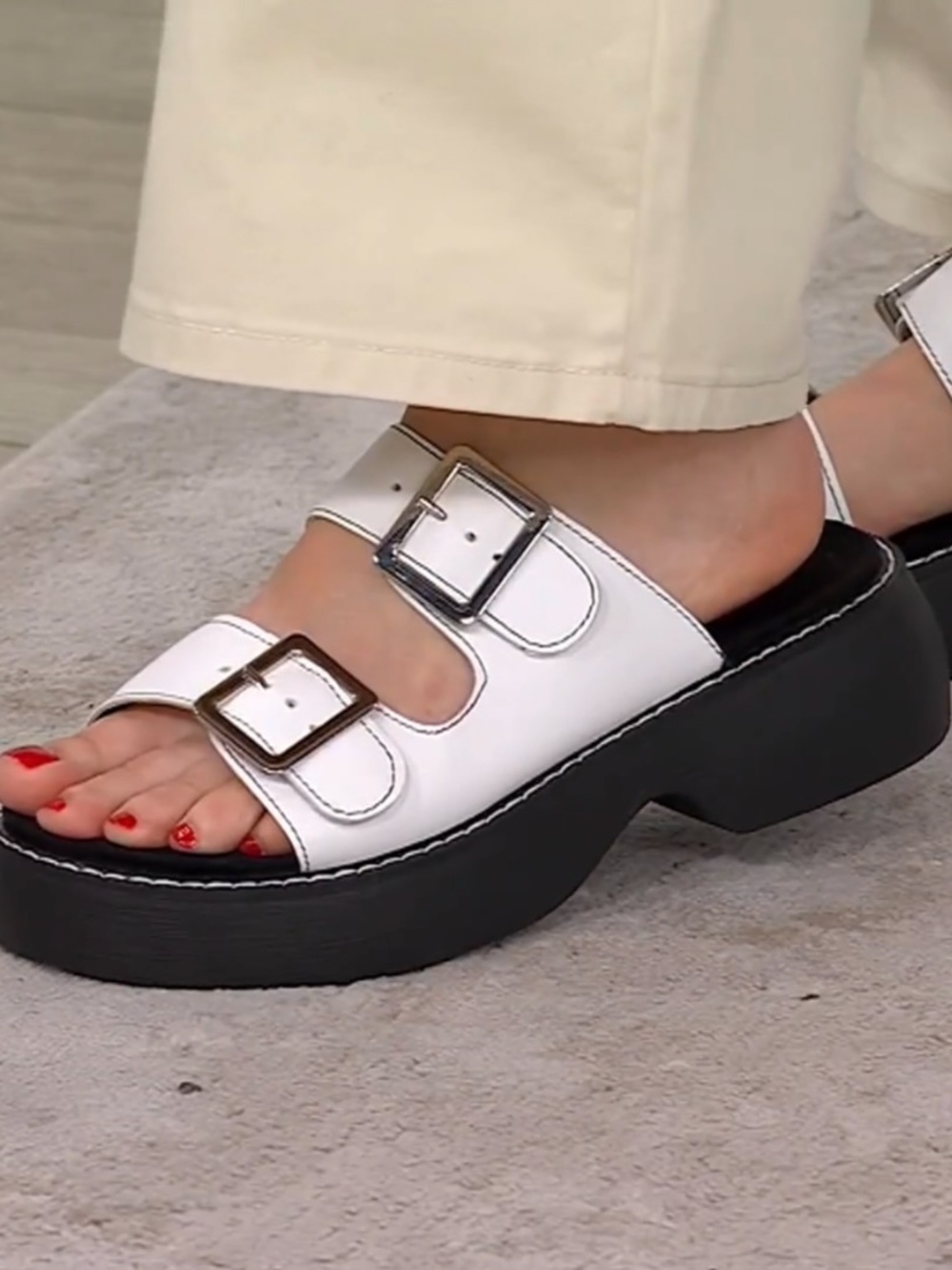 Alegria Iza Adjustable Leather Double Buckle Slide Sandal White SZ EU40/US9.5-10 - Picture 15 of 16